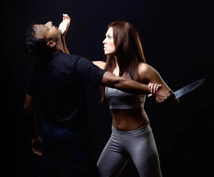 Krav Maga edzés: védekezés késes támadás ellen